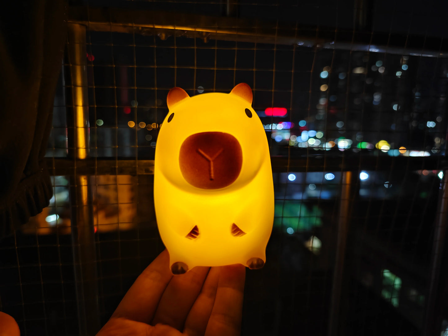 Cute Pet Capybara Night Light Cute Cartoon Silicone Creative Bedside Sleep Night Lamp For Children's Room Decor Birthday gift